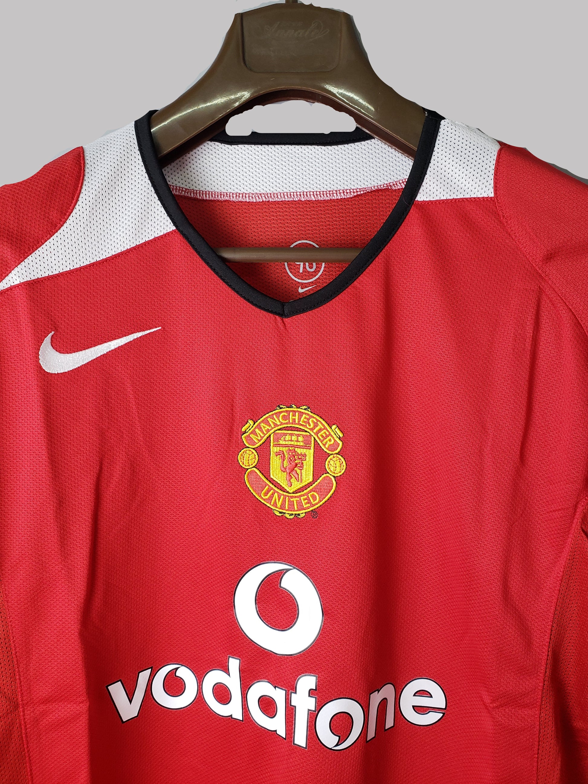 05/ Retro Long Sleeve Manchester United Home Jersey