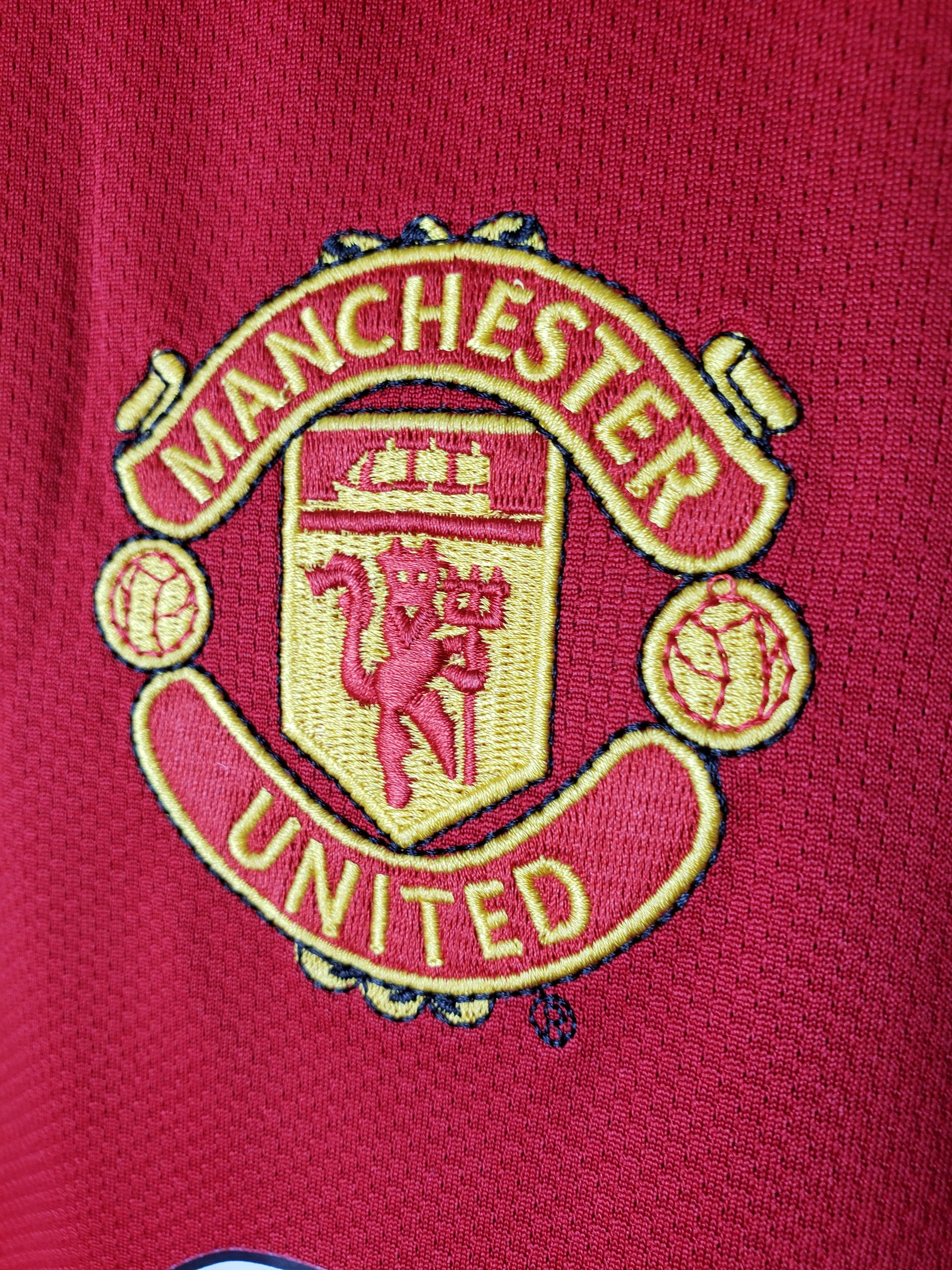 05/ Retro Long Sleeve Manchester United Home Jersey
