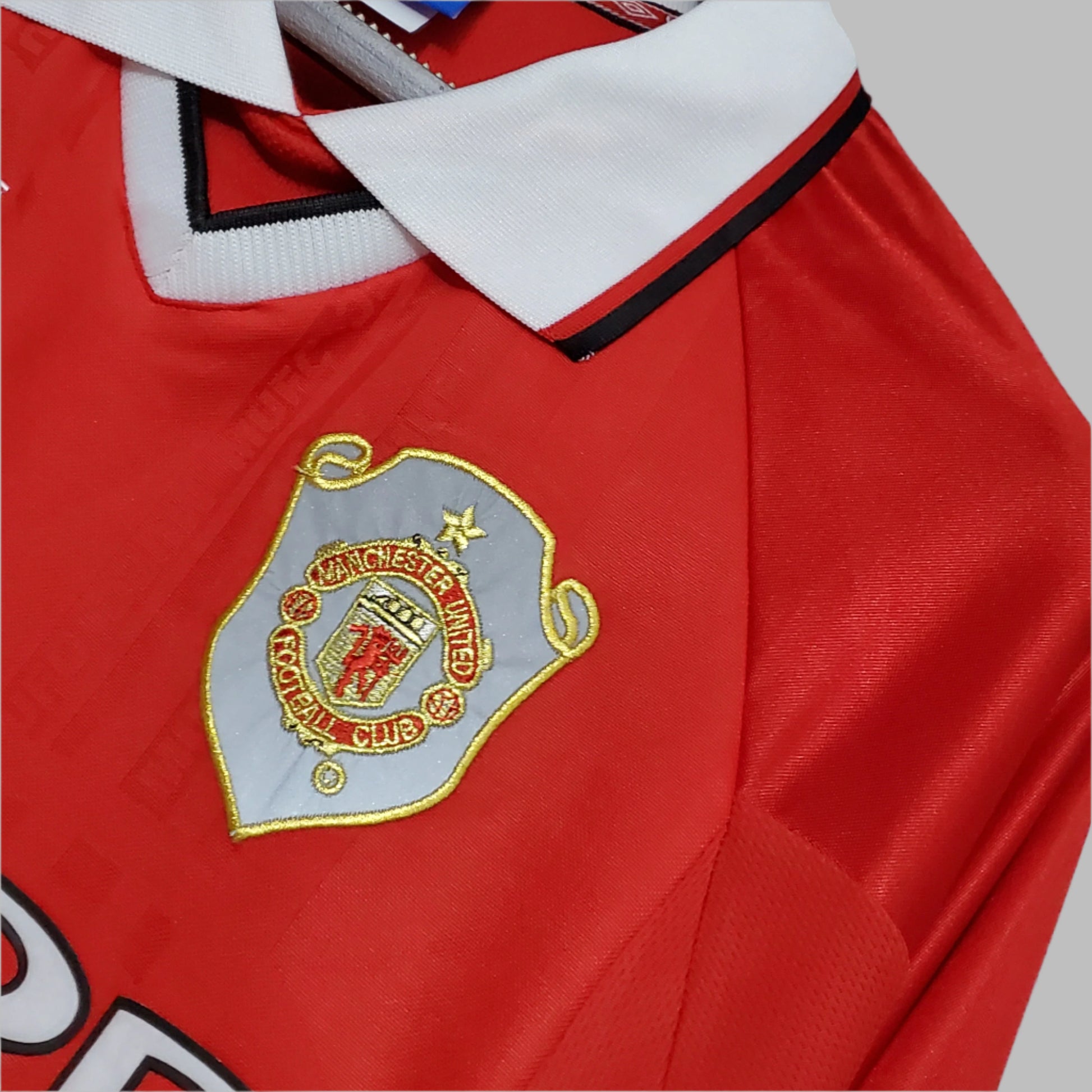99/00 Long Sleeve Retro Manchester United Red Jersey