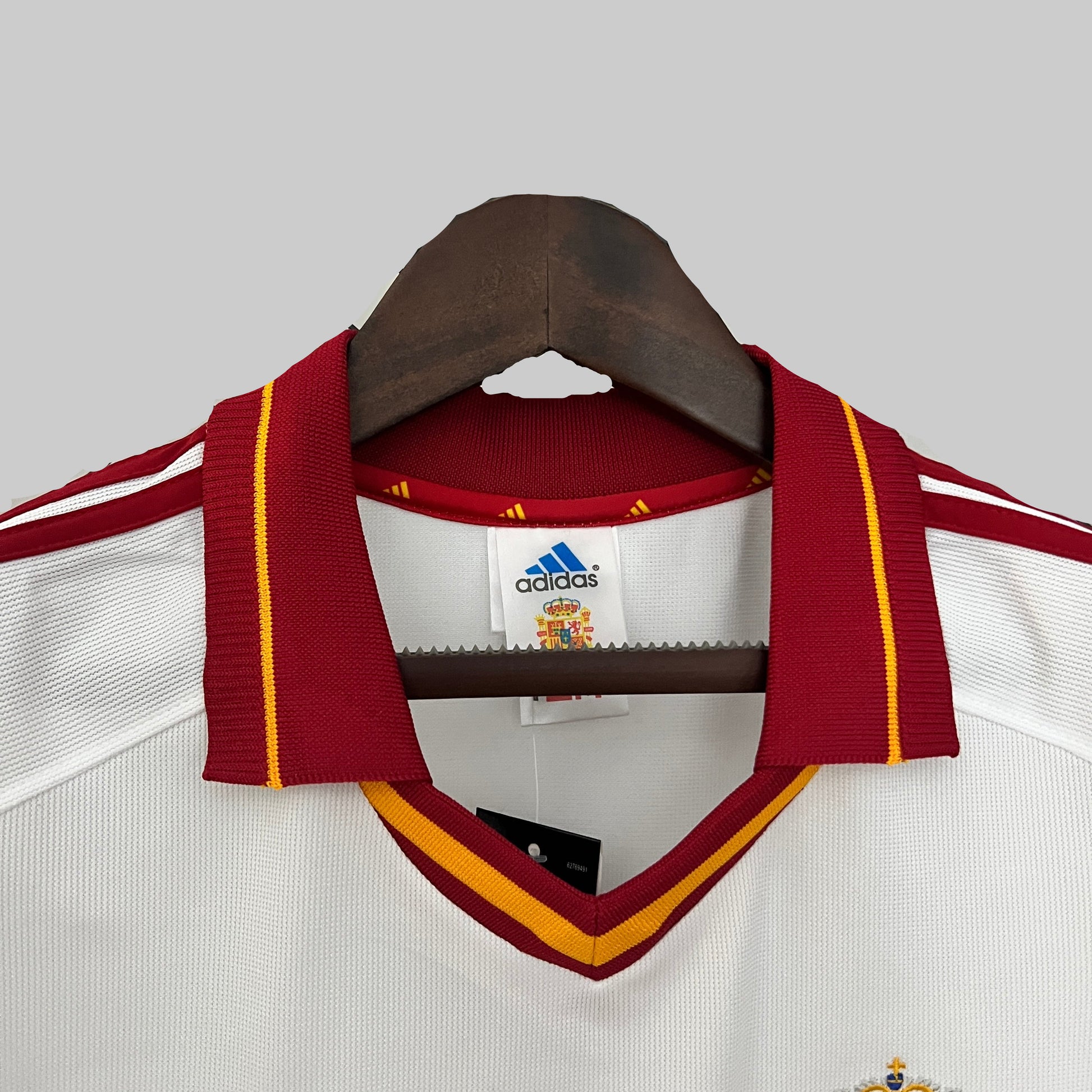 Retro 00 Spain Away Jersey