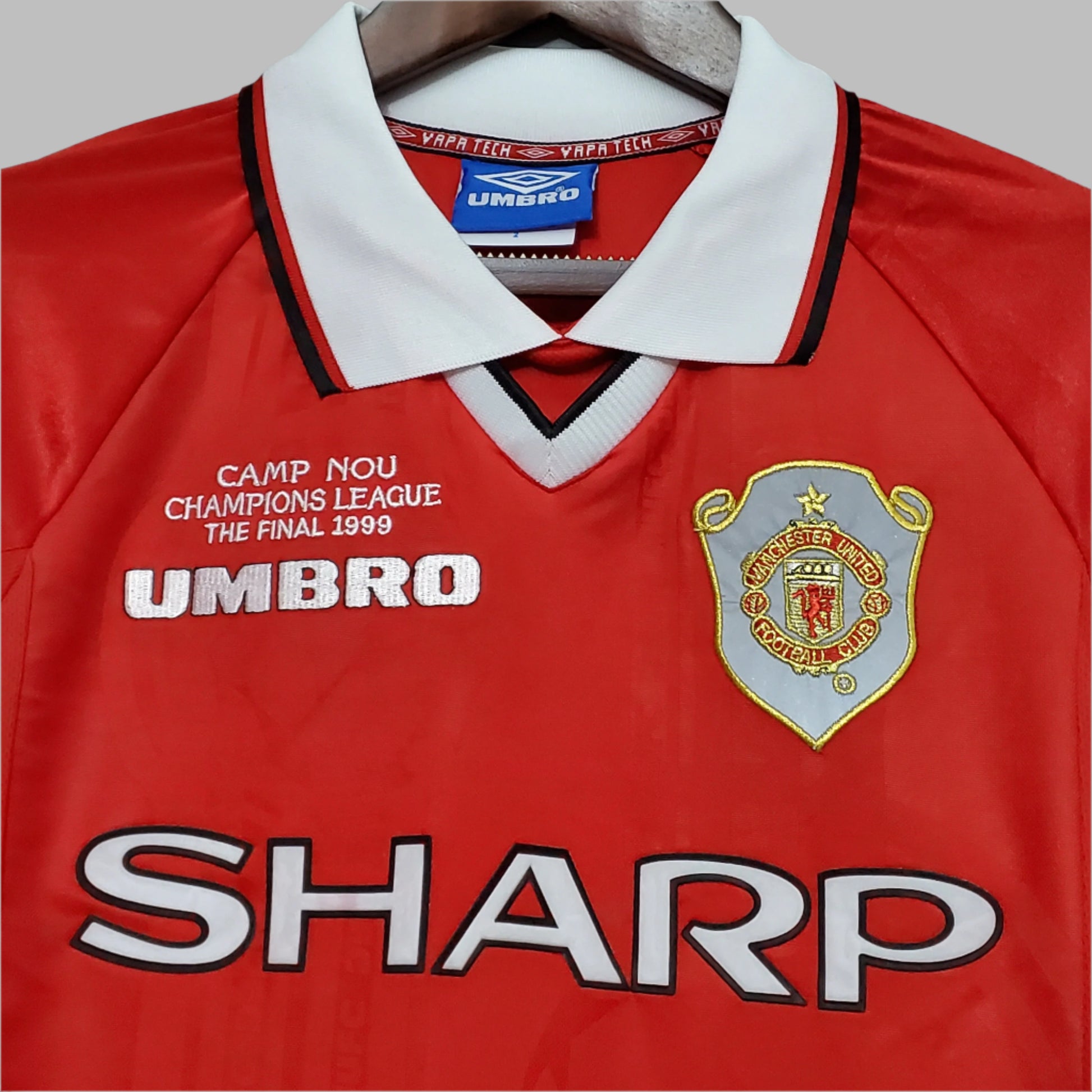99/00 Long Sleeve Retro Manchester United Red Jersey