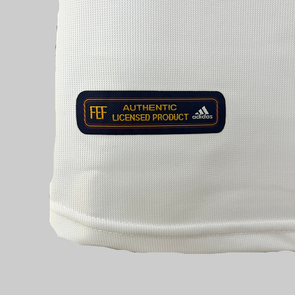 Retro 00 Spain Away Jersey
